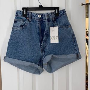 Zara “mom fit” denim shorts